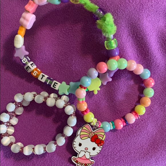 Jewelry - White and Pink Beaded Small Girls  Stretch Bracelet.